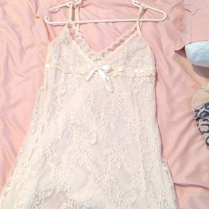 Short lace wedding dress